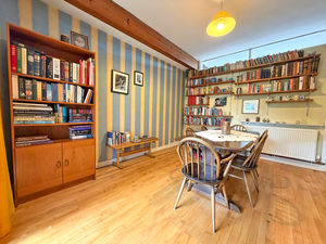 Photo 8- click for photo gallery